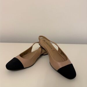 Anne Klein Black and Tan Flats Timeless Elegance